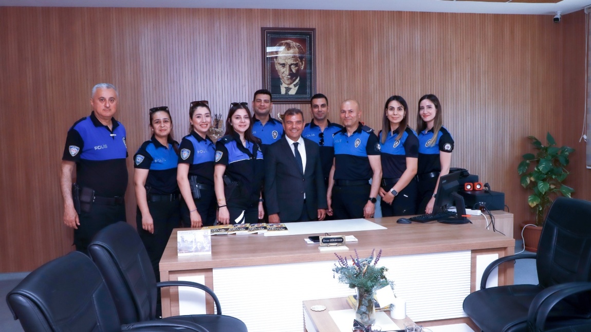 Adana Emniyet Müdürlüğü Toplum Destekli Polis Şube Müdürlüğü Tarafından   A1 Seviyesinde İngilizce Halk Eğitim Kursu 